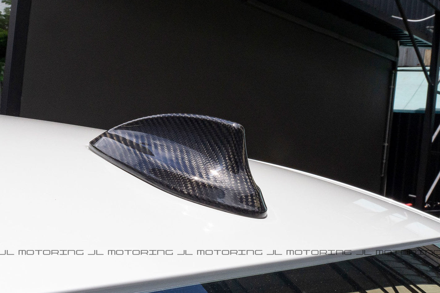 BMW F32 4 Series Carbon Fiber Antenna Cover