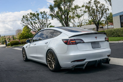 Tesla Model 3 Carbon Fiber Trunk Spoiler