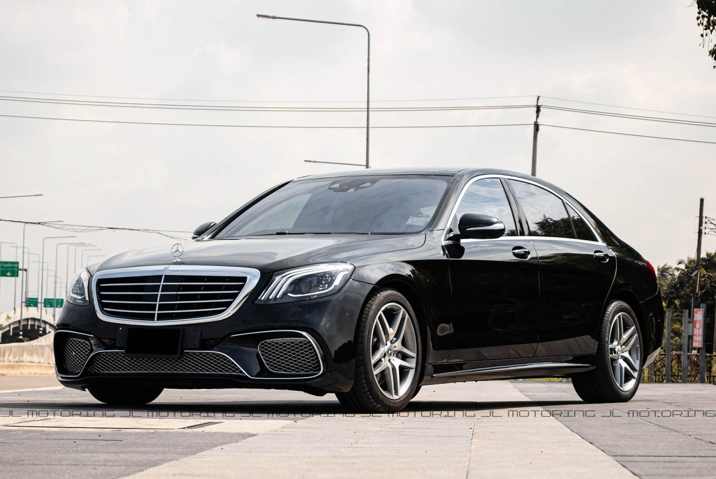 Mercedes Benz W222 Facelift LCI S65 AMG Style Front Bumper