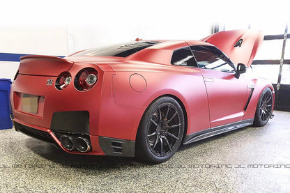 Nissan R35 GTR Carbon Fiber Side Skirts