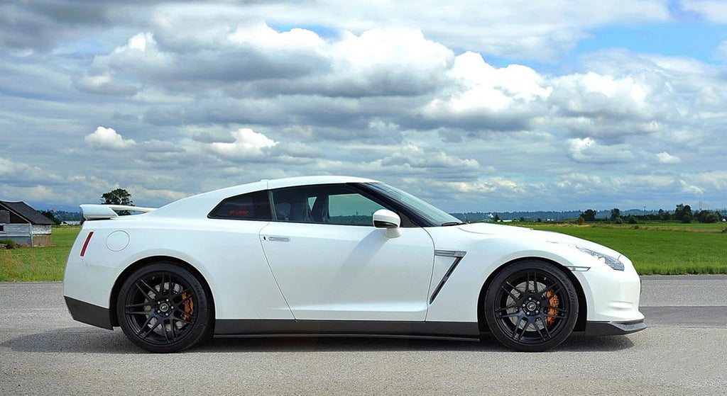 Nissan R35 GTR Carbon Fiber Front Spoiler